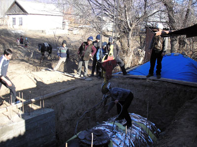  Installation of the digester of biogas plant of Zakeshev, Kyrgyzstan 